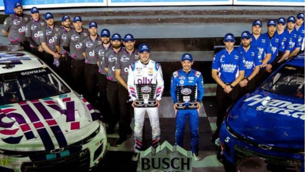 Kyle Larson earns Busch Light Pole for 2022 Daytona 500